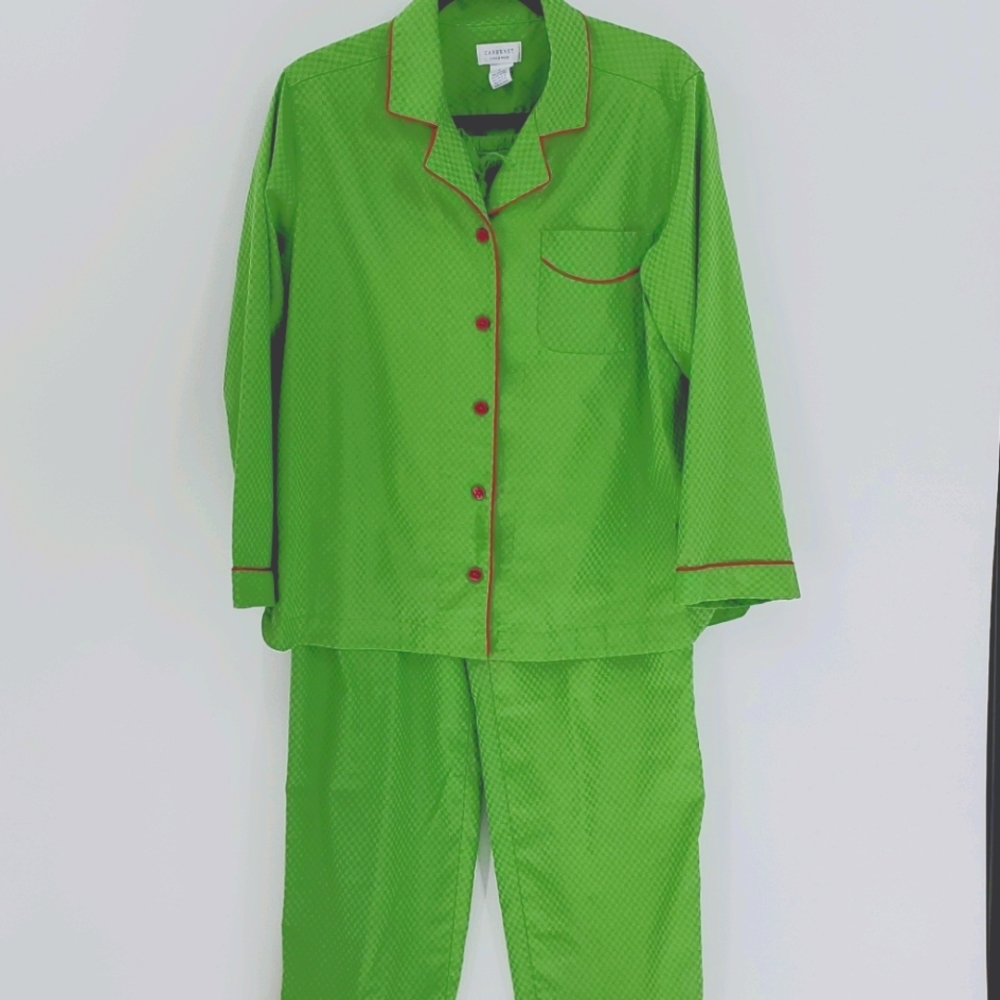 Cabernet pajamas,  green with red trim small.